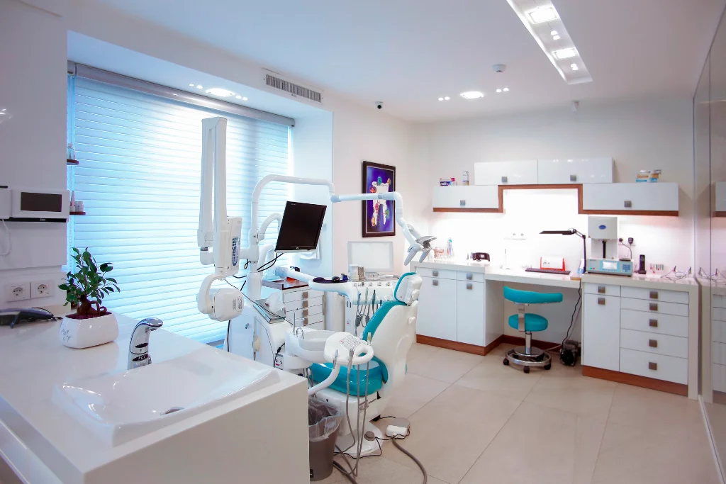 Cơ sở phòng khám nha khoa hiện đại